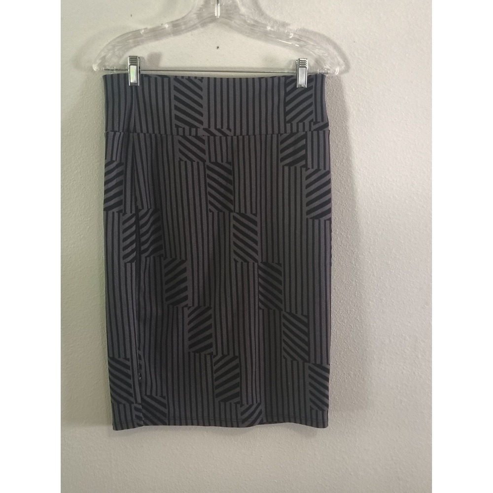 LuLaRoe Cassie Pencil Skirt Womens Medium Gray Black‎ Geometric Striped Knit M